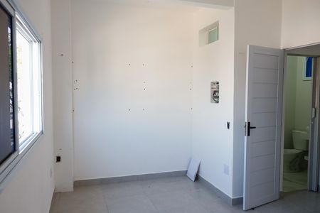 Casa à venda com 600m², 4 quartos e 3 vagas Casa à venda com 600m², 4 quartos e 3 vagasQuarto 4