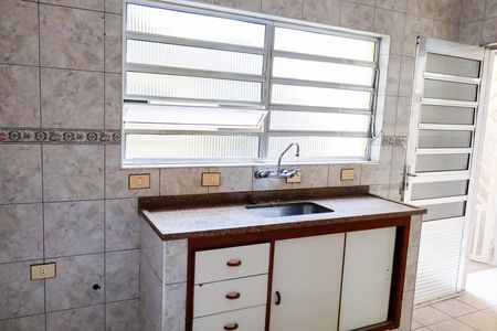 Casa à venda com 600m², 4 quartos e 3 vagas Casa à venda com 600m², 4 quartos e 3 vagasCozinha
