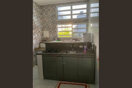 Casa à venda com 600m², 4 quartos e 3 vagas Casa à venda com 600m², 4 quartos e 3 vagascasa 3