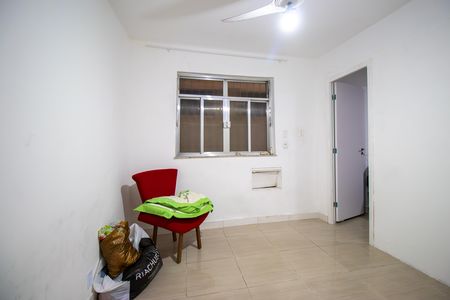 Quarto de casa para alugar com 1 quarto, 96m² em Penha, Rio de Janeiro
