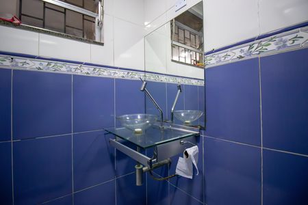 Banheiro de casa para alugar com 1 quarto, 96m² em Penha, Rio de Janeiro