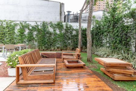 Apartamento à venda com 77m², 2 quartos e 2 vagas Apartamento à venda com 77m², 2 quartos e 2 vagasÁrea comum - Jardim