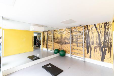 Apartamento à venda com 77m², 2 quartos e 2 vagas Apartamento à venda com 77m², 2 quartos e 2 vagasÁrea comum - Academia