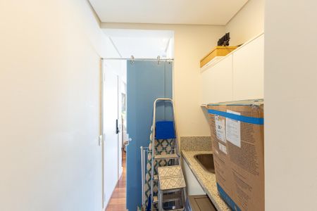 Apartamento à venda com 77m², 2 quartos e 2 vagas Apartamento à venda com 77m², 2 quartos e 2 vagasÁrea de Serviço