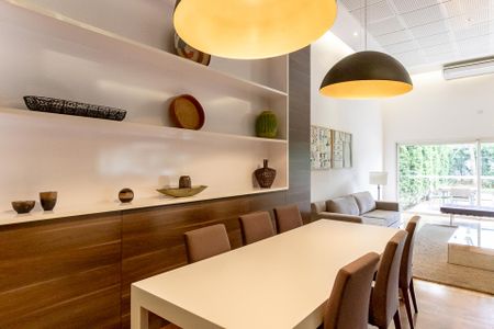 Apartamento à venda com 77m², 2 quartos e 2 vagas Apartamento à venda com 77m², 2 quartos e 2 vagasÁrea comum - Salão de festas