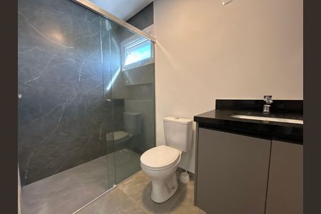 Casa para alugar com 108m², 2 quartos e 1 vaga Casa para alugar com 108m², 2 quartos e 1 vagaBanheiro Suíte 2