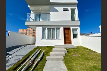 Casa para alugar com 108m², 2 quartos e 1 vaga Casa para alugar com 108m², 2 quartos e 1 vagaFachada