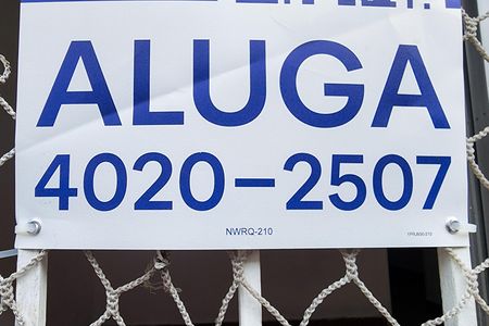 Casa para alugar com 62m², 2 quartos e 1 vaga Casa para alugar com 62m², 2 quartos e 1 vagaPlaca NWRQ-210