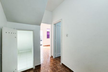 Casa para alugar com 62m², 2 quartos e 1 vaga Casa para alugar com 62m², 2 quartos e 1 vagaCorredor