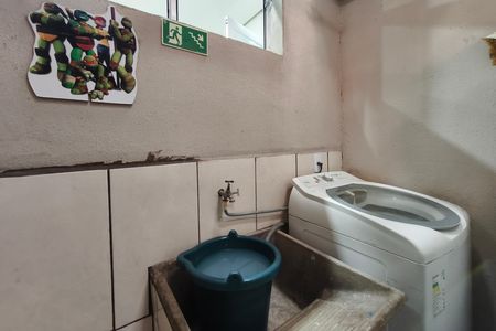 Casa à venda com 40m², 3 quartos e 3 vagas Casa à venda com 40m², 3 quartos e 3 vagasÁrea de Serviço