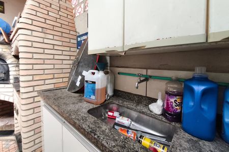 Casa à venda com 40m², 3 quartos e 3 vagas Casa à venda com 40m², 3 quartos e 3 vagasÁrea de Serviço