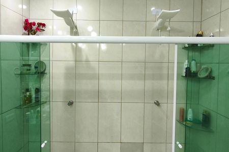 Casa à venda com 40m², 3 quartos e 3 vagas Casa à venda com 40m², 3 quartos e 3 vagasBanheiro Suíte