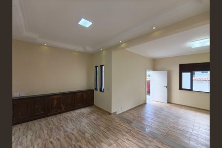 Casa para alugar com 4 quartos, 239m² em Freguesia (jacarepaguá), Rio de Janeiro