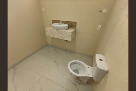 Casa para alugar com 239m², 4 quartos e 2 vagas