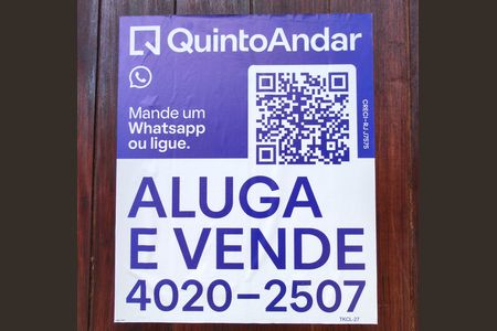 Casa para alugar com 239m², 4 quartos e 2 vagas