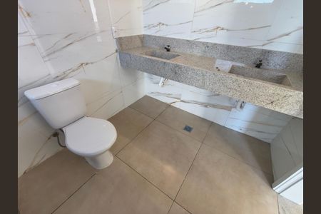 Casa para alugar com 239m², 4 quartos e 2 vagas