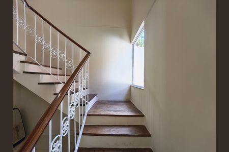 Casa para alugar com 239m², 4 quartos e 2 vagas