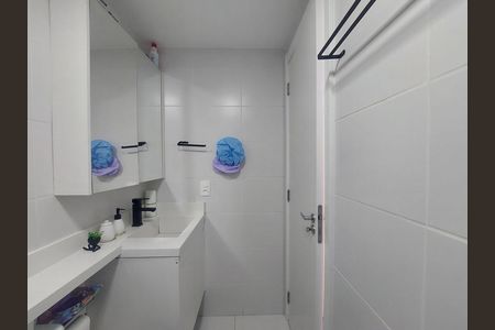 Banheiro de apartamento à venda com 1 quarto, 28m² em Socorro, São Paulo