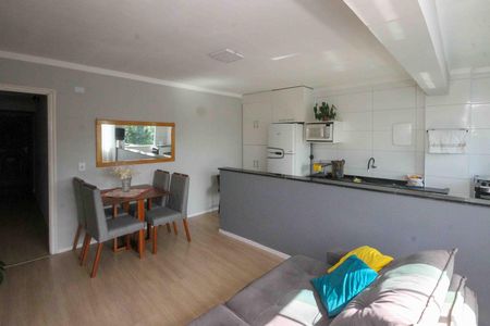 Casa para alugar com 75m², 2 quartos e sem vaga Casa para alugar com 75m², 2 quartos e sem vagaSala