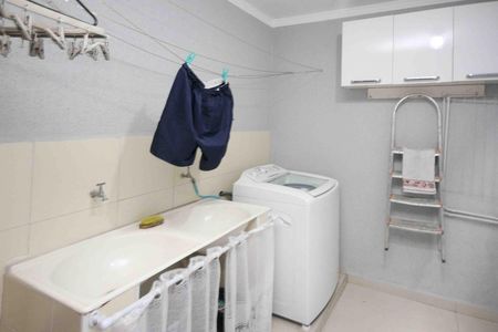 Casa para alugar com 75m², 2 quartos e sem vaga Casa para alugar com 75m², 2 quartos e sem vagaÁrea de Serviço