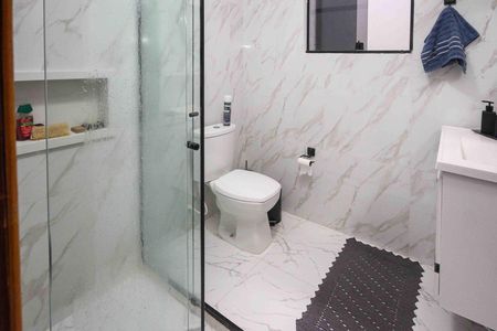 Casa para alugar com 75m², 2 quartos e sem vaga Casa para alugar com 75m², 2 quartos e sem vagaBanheiro