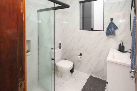 Casa para alugar com 75m², 2 quartos e sem vaga Casa para alugar com 75m², 2 quartos e sem vagaBanheiro