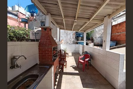 Casa à venda com 84m², 3 quartos e 1 vaga Casa à venda com 84m², 3 quartos e 1 vagaChurrasqueira