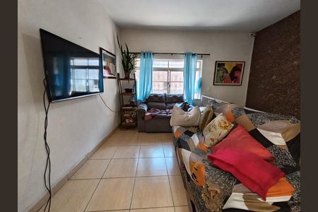 Casa à venda com 84m², 3 quartos e 1 vaga Casa à venda com 84m², 3 quartos e 1 vagaSala de Estar