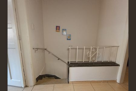 Casa à venda com 84m², 3 quartos e 1 vaga Casa à venda com 84m², 3 quartos e 1 vagaCorredor - Quartos