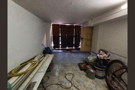 Casa à venda com 84m², 3 quartos e 1 vaga Casa à venda com 84m², 3 quartos e 1 vagaGaragem