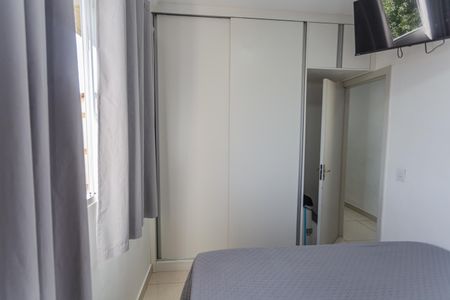 Quarto 1 de apartamento para alugar com 3 quartos, 71m² em Santo Andre, Belo Horizonte
