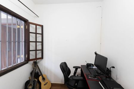 Casa à venda com 122m², 2 quartos e 2 vagasQuarto 2
