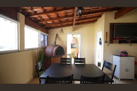 Apartamento à venda com 80m², 2 quartos e 1 vagaCozinha