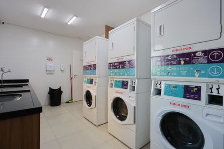 Studio para alugar com 26m², 1 quarto e sem vaga Studio para alugar com 26m², 1 quarto e sem vagaÁrea comum - Lavaderia