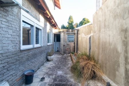 Casa à venda com 240m², 4 quartos e 3 vagas Casa à venda com 240m², 4 quartos e 3 vagasQuintal