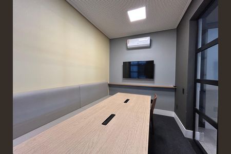 Apartamento para alugar com 39m², 1 quarto e 1 vaga Apartamento para alugar com 39m², 1 quarto e 1 vagaSala de reunião