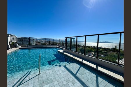 Apartamento para alugar com 39m², 1 quarto e 1 vaga Apartamento para alugar com 39m², 1 quarto e 1 vagaÁrea comum - Piscina