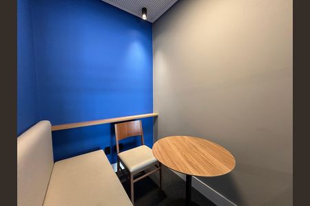 Apartamento para alugar com 39m², 1 quarto e 1 vaga Apartamento para alugar com 39m², 1 quarto e 1 vagaSala de estudos