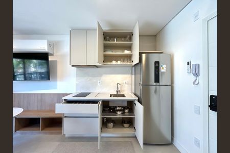 Apartamento para alugar com 39m², 1 quarto e 1 vaga Apartamento para alugar com 39m², 1 quarto e 1 vagaCozinha e Área de Serviço