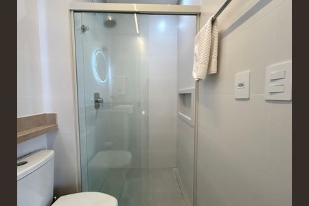 Banheiro  de apartamento para alugar com 1 quarto, 39m² em Jardim Atlântico, Florianópolis