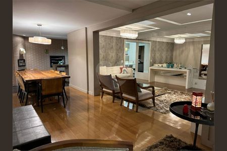 Apartamento à venda com 3 quartos, 200m² em Santa Teresinha, São Paulo