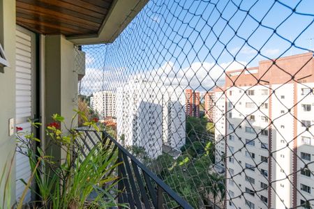 Apartamento à venda com 115m², 3 quartos e 2 vagas Apartamento à venda com 115m², 3 quartos e 2 vagasSacada do Quarto 2 e 3