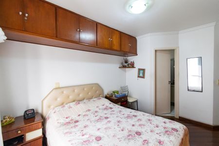 Apartamento à venda com 115m², 3 quartos e 2 vagas Apartamento à venda com 115m², 3 quartos e 2 vagasSuíte