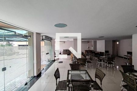 Apartamento à venda com 115m², 3 quartos e 2 vagas Apartamento à venda com 115m², 3 quartos e 2 vagasÁrea comum - Salão de festas