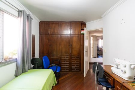 Apartamento à venda com 115m², 3 quartos e 2 vagas Apartamento à venda com 115m², 3 quartos e 2 vagasQuarto 2