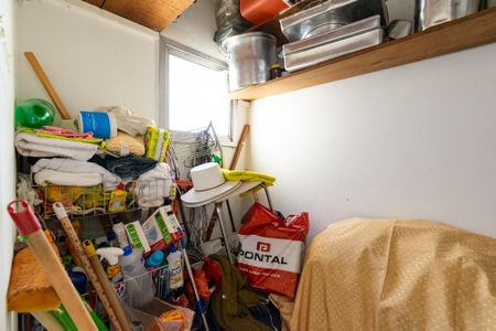 Apartamento à venda com 115m², 3 quartos e 2 vagas Apartamento à venda com 115m², 3 quartos e 2 vagasQuarto de Serviço