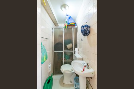 Apartamento à venda com 115m², 3 quartos e 2 vagas Apartamento à venda com 115m², 3 quartos e 2 vagasBanheiro de serviço