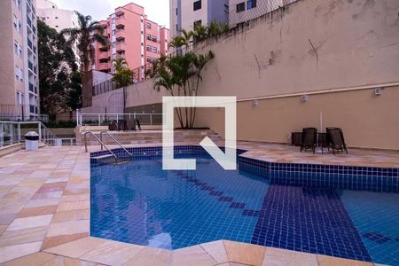 Apartamento à venda com 115m², 3 quartos e 2 vagas Apartamento à venda com 115m², 3 quartos e 2 vagasÁrea comum - Piscina