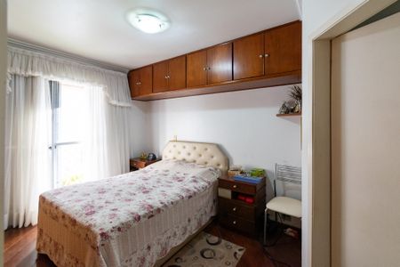 Apartamento à venda com 115m², 3 quartos e 2 vagas Apartamento à venda com 115m², 3 quartos e 2 vagasSuíte