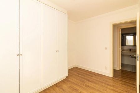 Apartamento para alugar com 117m², 3 quartos e 2 vagas Apartamento para alugar com 117m², 3 quartos e 2 vagasQuarto 2